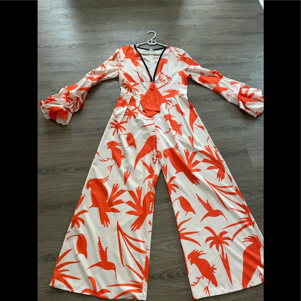 Tropical orange and white jumpsuit,  parrots and palm trees print, stunning.